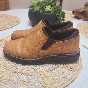 Ariat Ostrich Pattern Tan Loafers